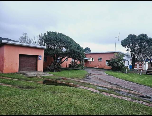 3 BEDROOM HOUSE FOR SALE IN KLEINMOND